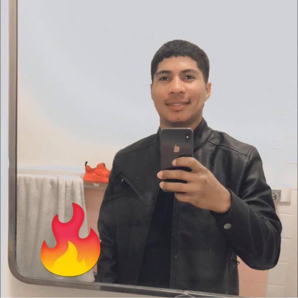 Meet your Posher, Hernandez - Picture 1 of 1